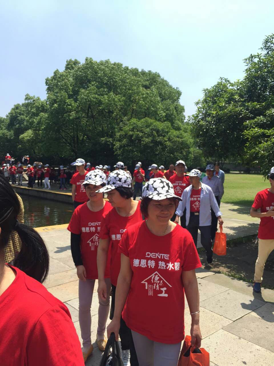 1507608645583789.png blob.png